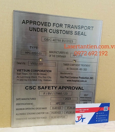 Khắc laser lên kim loại, bảng tên inox