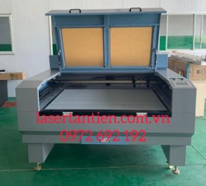 Máy laser cắt mica