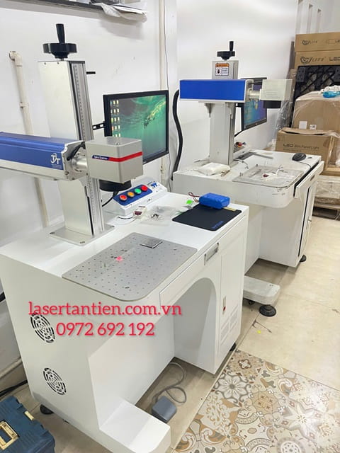 Máy khắc Laser Kim Loại 20-50W