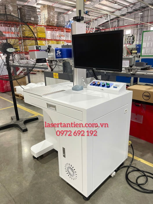 Máy khắc Laser Kim Loại 20-50W
