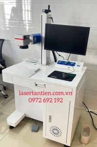 Máy khắc laser fiber kim loại sử dụng khắc lên bàn phím máy vi tính