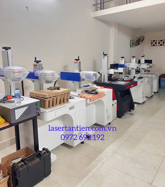 Máy khắc Laser Fiber kim loại