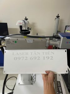 Tầm quan trọng nguồn laser trong máy khắc laser
