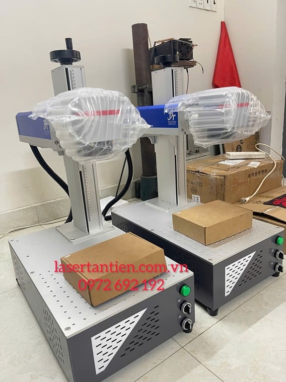 Máy khắc laser mini